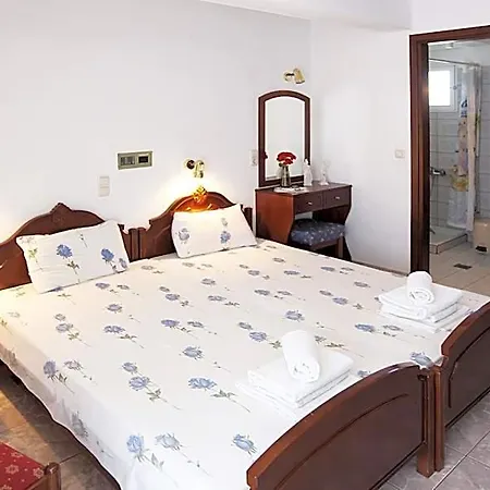 Hotel Fourkos 2*